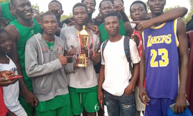 Bourgeon BB remporte le trophée du tournoi d’hommages à Mianbé Mbaitir et Manute Bol