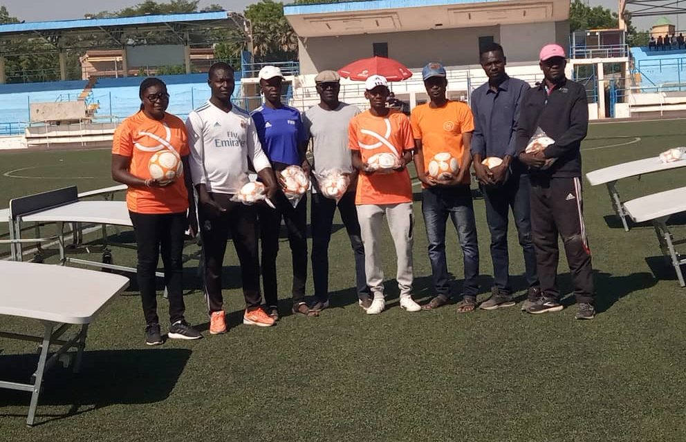 Teqball : 8 clubs de N’Djamena bénéficient de matériels de travail