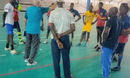 Volley-ball : l’équipe nationale bénéfice des expériences de l’Expert Tunisien.