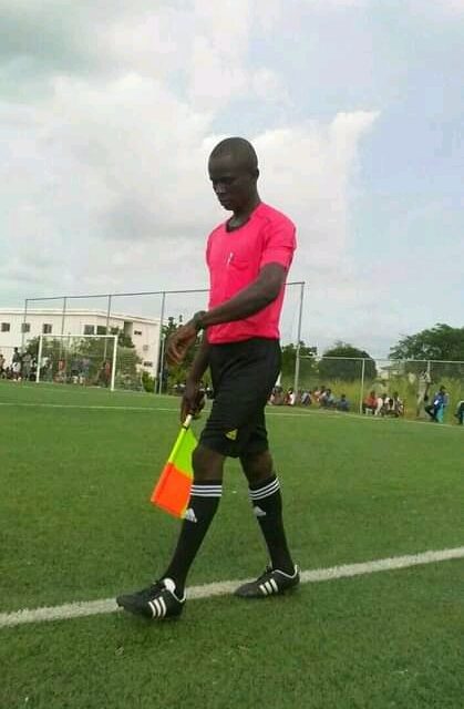 Football : Portrait. Daraza Ndedjina Glory, un bon joueur devenu arbitre
