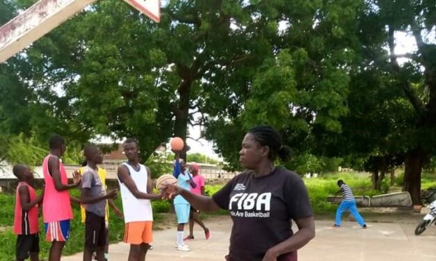 Ngodjo Rokounal Célestine, serait la première femme entraineur de basketball au Tchad