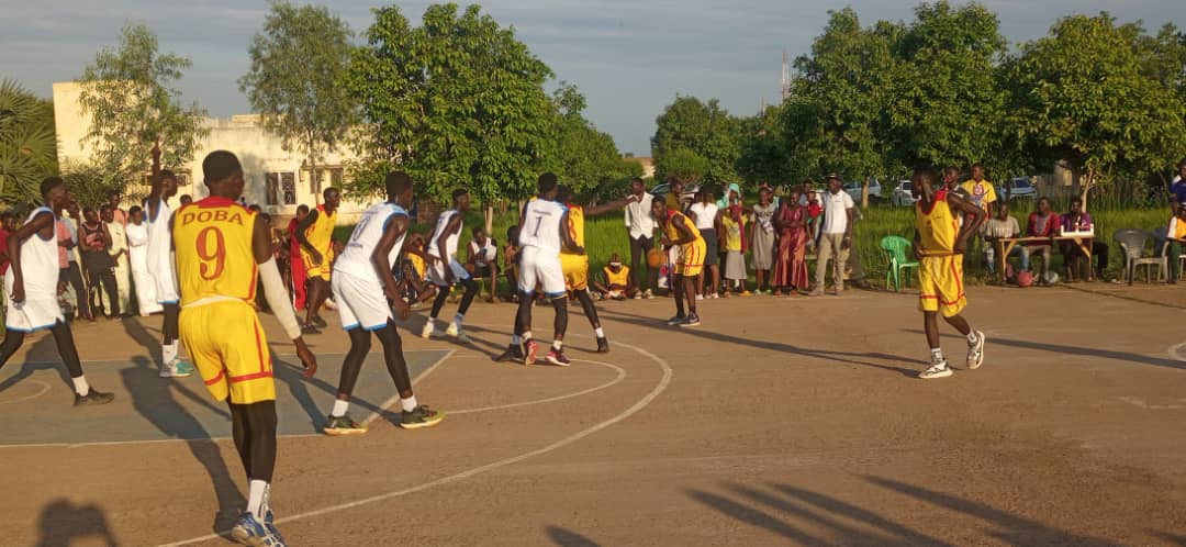 Basket/ Moundou: Un match amical entre la ville de Doba et Moundou s’est joué ce samedi 08 Juillet sur le plateau du lycée de Djarabé.