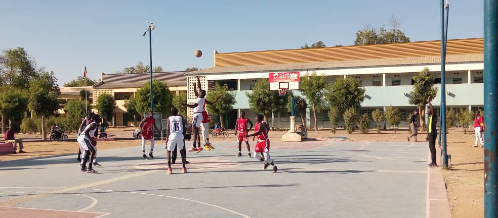 Basketball : les Lamantins ont atomisé académie basketball par 90 points à 37.