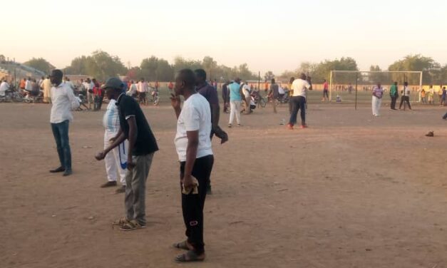 Pétanque : la fédération tchadienne de pétanque a organisé un match dénommé  » match de brassage » ce jour 09 Janvier 2024 sur leur terrain à l’intérieur du stade de Paris Congo.