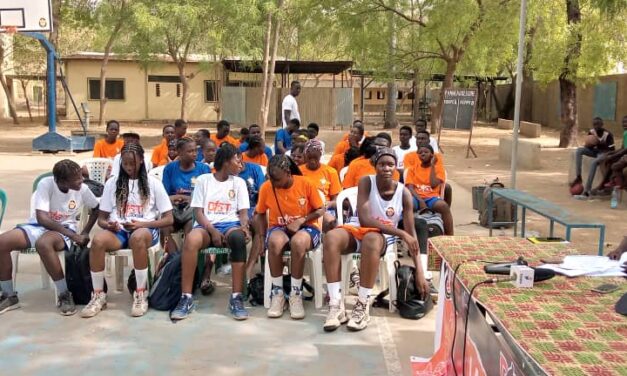 Basketball : dans le cadre de la 3-ème édition de son camp, le DCT fait un communiqué au lycée Sacré-Cœur hier après-midi.