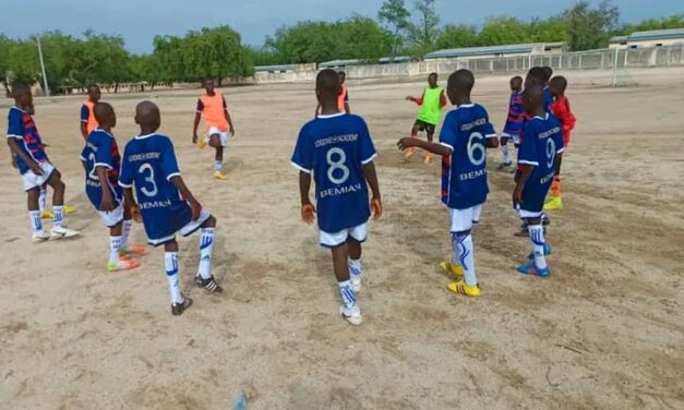 Football : Premier match amical de Logone Football Academy face au Centre Multi-sports de Kaélé.