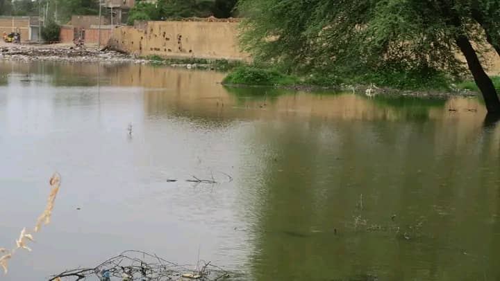 Les difficultés du sportif pendant la saison des pluies.