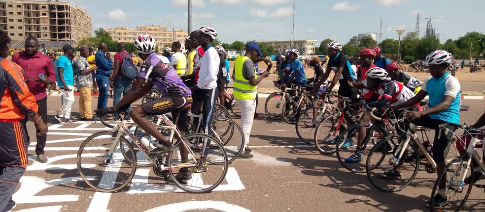 Sport / Cyclisme : la 2-ème édition du championnat national de la fédération a eu lieu aujourd’hui.