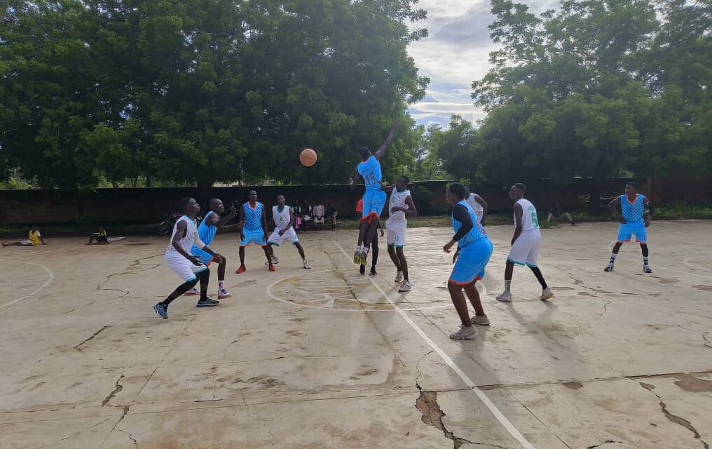 Basketball / Koumra : constrictor vs Avenir : deuxième journée de tournoi des vacances.