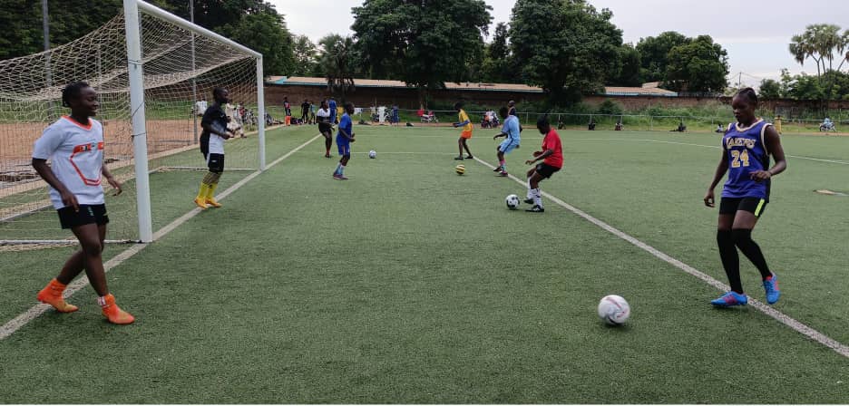 Moundou:  Tournoi inter-départemental: L’équipe féminine du département de Lac Wey prête pour la compétition.