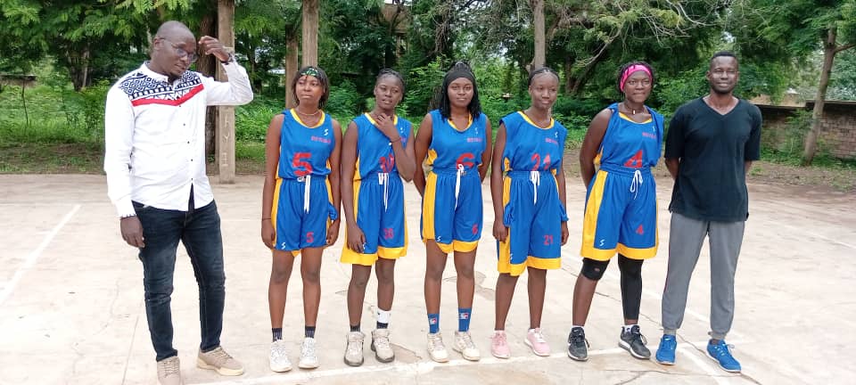 Basketball/ koumra tournoi de vacance: l’équipe féminine super girls a renversé star girls.