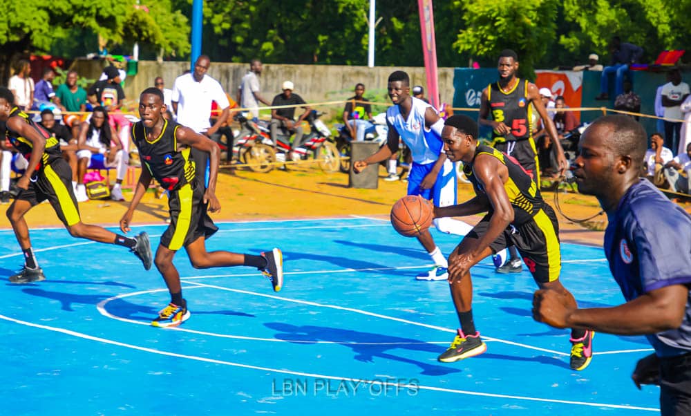 Basketball/ play off : les Lamantins noyés par l’équipe Black Cab…