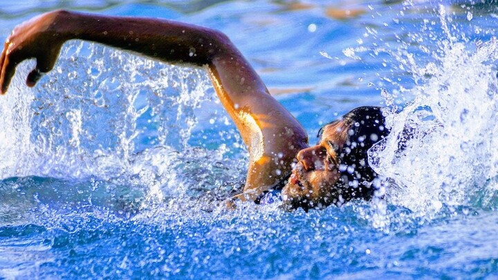 Sport : Plongeons dans les bienfaits de la natation, un trésor méconnu au Tchad.