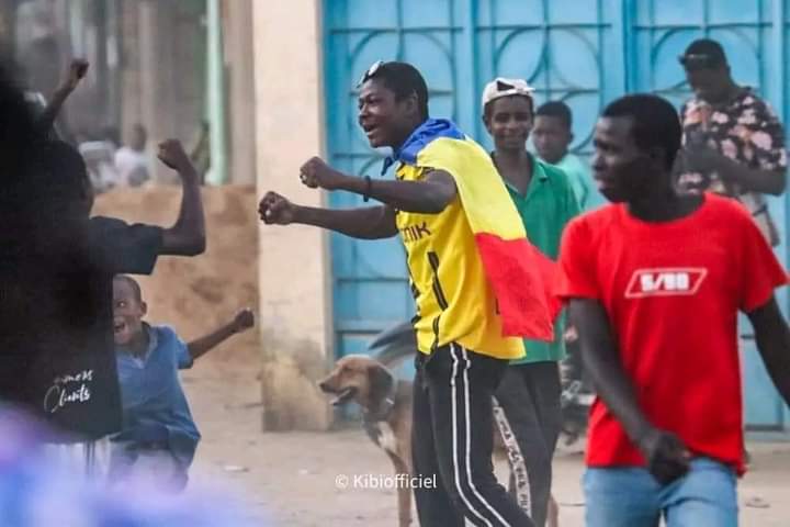 Football / CAN Total Energie Maroc 2025 : les supporters des Sao présents dans les rues de N’Djamena.