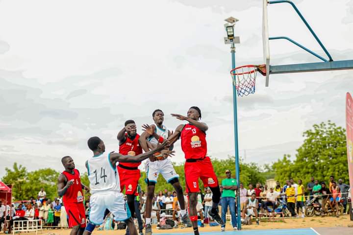 Basketball : As Fire basketball renverse Harlem City.