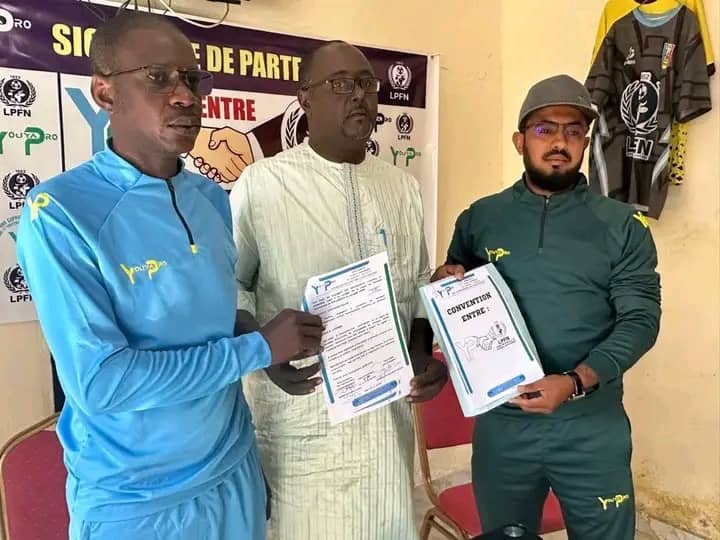 Football : cérémonie de signature de partenariat entre la ligue provinciale de Ndjamena et l’équipementier Youya pro.