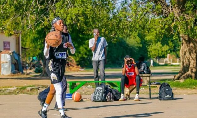 Basketball championnat féminin ;  le coach Natoiallah Seth a renversé son confrère innocent Maoudoutou.