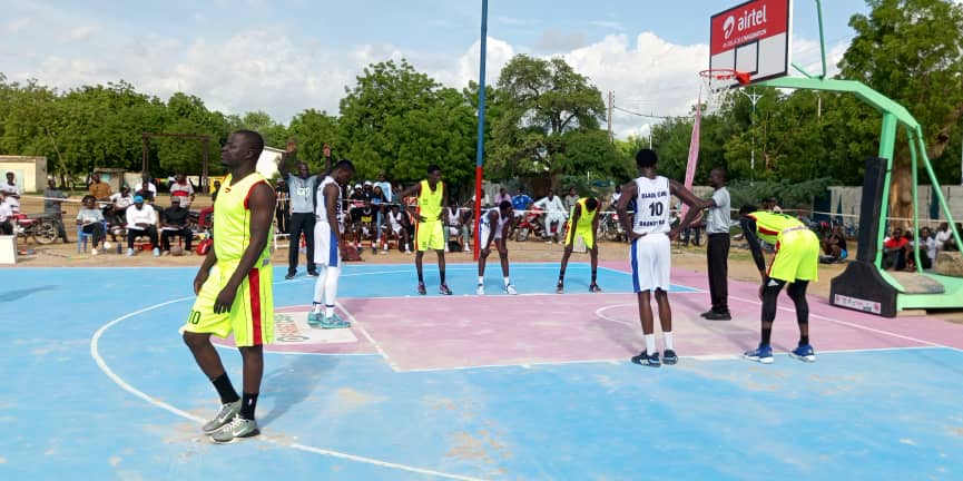 Basketball play-off: Duel coach Mbah Ngaba vs Alain Asnal, victoire de Mbah Ngaba.