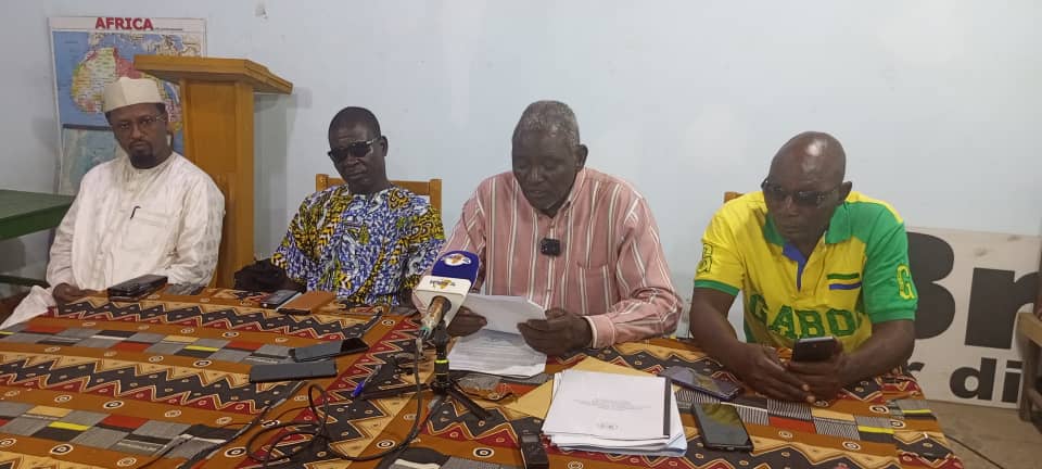 Point de presse : le collectif des fédérations sportives nationales et associations à vocation sportives réclame le paiement des dettes de conventions d&rsquo;objectifs.