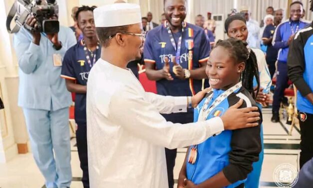 Les athlètes tchadiens reçu en héros par le chef de l’État