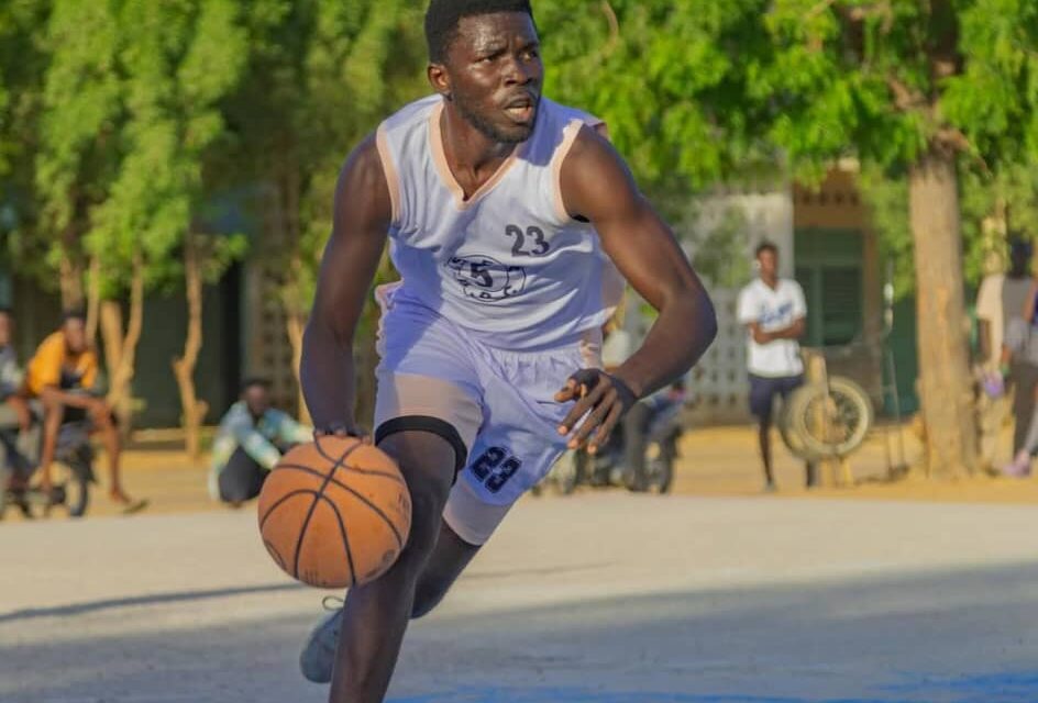 Basketball championnat de Ndjamena : les poulains de coach innocent Maoudoutou  ont réussi leur mission.