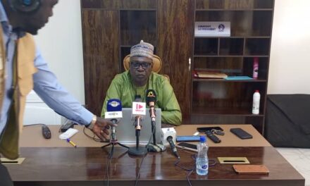 Sport : point de presse  du président de Linafoot