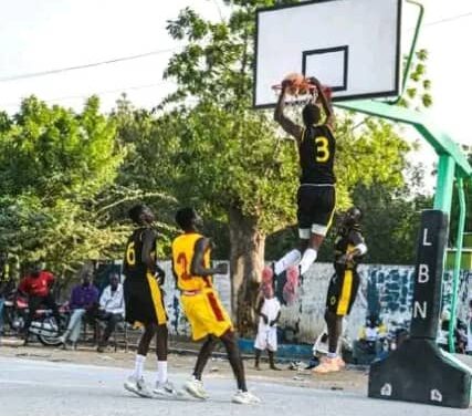 Basketball championnat de Ndjamena : les jeunes d&rsquo;amtock city ont franchi la barre des 100 paniers.