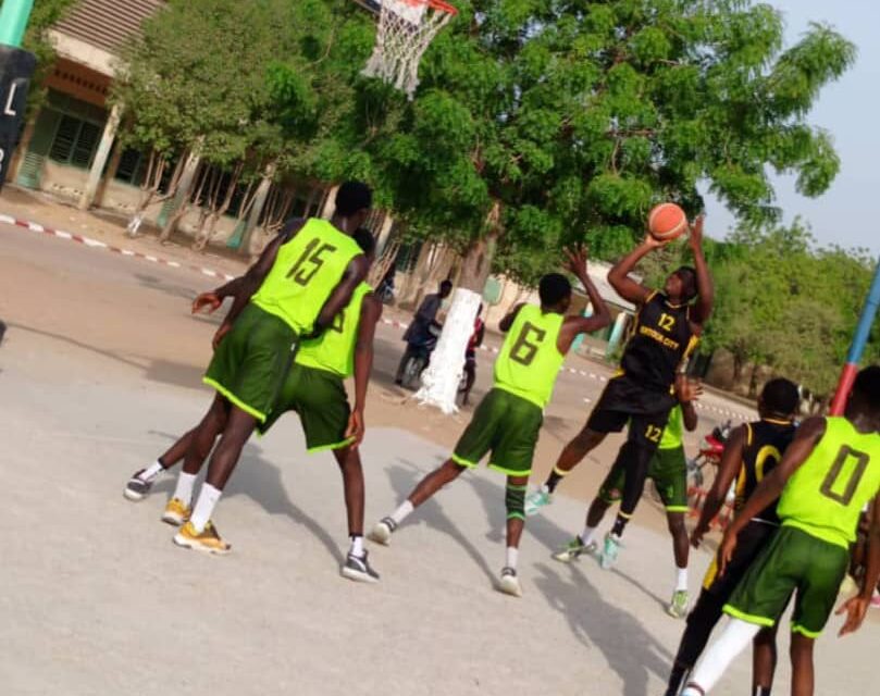 Basketball championnat de Ndjamena : Amtock city menace toujours le championnat , le club a atteind à nouveau la barre de  100 paniers.