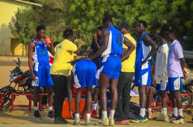 Basketball championnat de Ndjamena : démonstration de force par les Lamantins : une nouvelle victoire avec plus de 100 paniers.