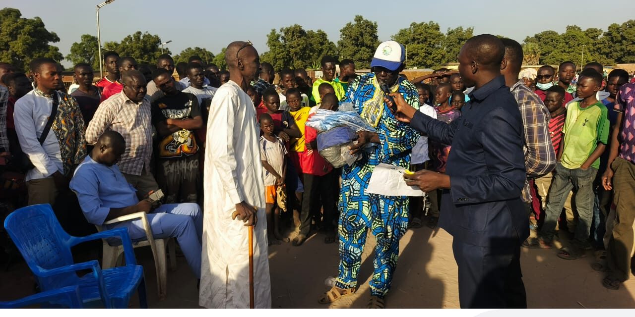 Sport Koumra : cérémonie de remise des lots  de kits sportif aux différentes disciplines  sportives dans le Mandoul.