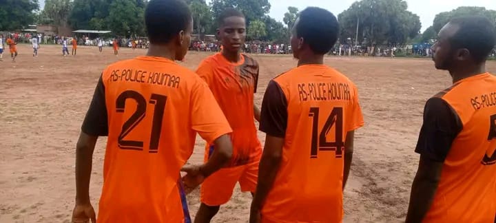 Football : championnat d&rsquo;été du Mandoul, le club As police et Croix rouge se sont séparés par un score vierge.